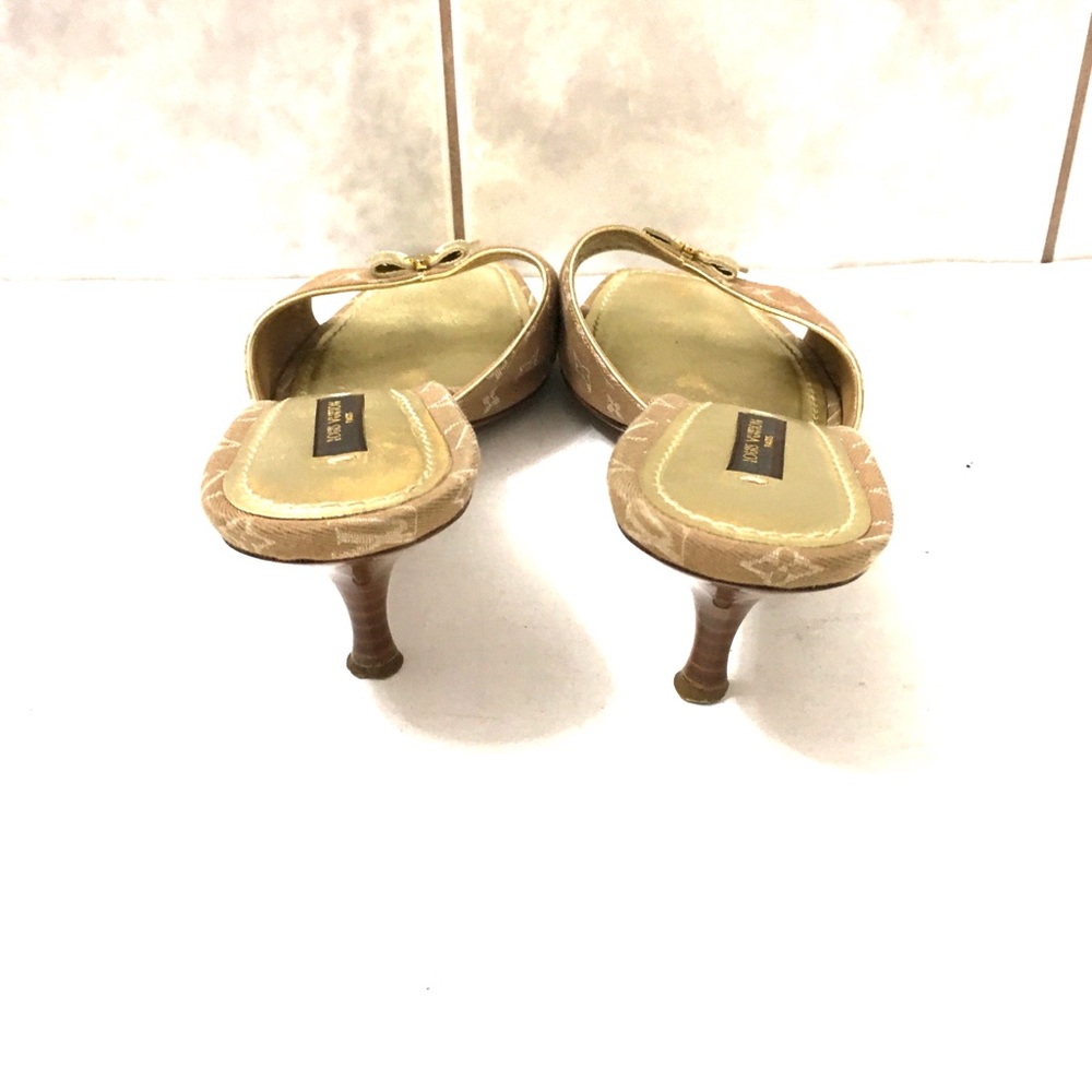 Louis Vuitton Womans Gold Canvas Bow Tied Heels - Picture 6 of 7